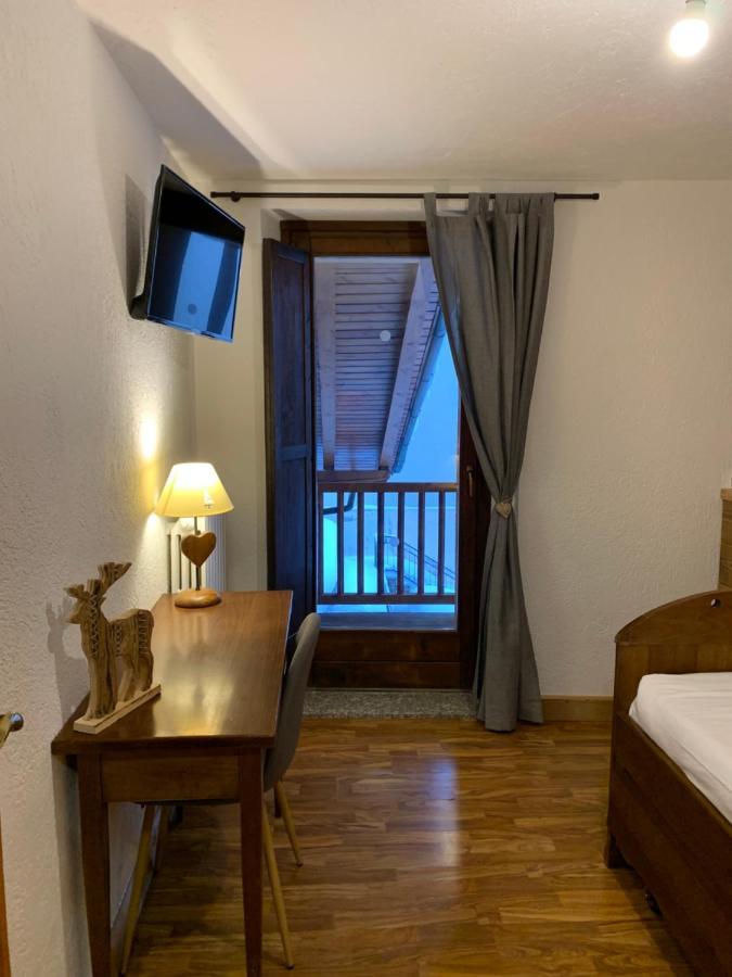 Hotel Coeur Du Village La Thuile Ngoại thất bức ảnh